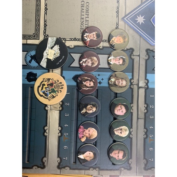 Harry Potter: House Cup Competition Board Game USA-OPOLY - Picture 15 of 16